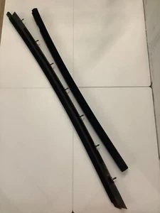 2006-2010 PONTIAC SOLSTICE + GXP Weather Strip Window Trim Part OEM RH Passenger - Imagen 1 de 10