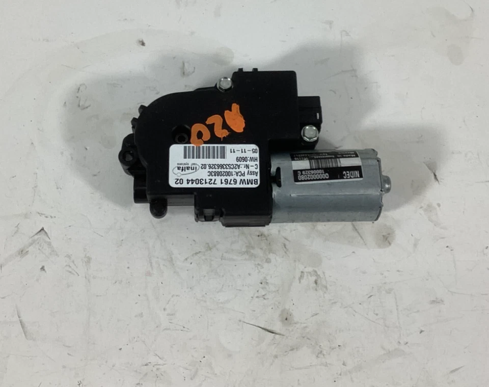 Motor deslizante de teto solar BMW X3 F25 2012-2015 6761 7213044 02 FABRICANTE DE EQUIPAMENTO ORIGINAL. - Imagem 1 de 4