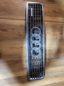 Grille AUDI A4 Quattro 02 03 04 05 - Picture 1 of 8