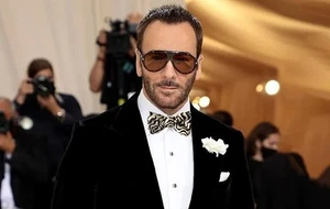 Nice! Tom Ford Silk Brown White Wave_Pre-Tied Adjustable Bow Tie - Picture 1 of 5