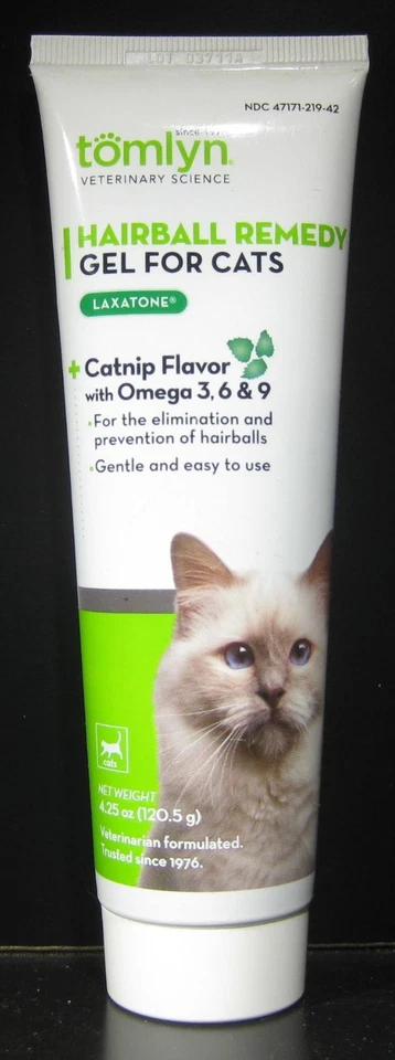 Tomlyn Laxatone Hairball Remedy Gel For Cats Catnip Flavor Exp. 2028