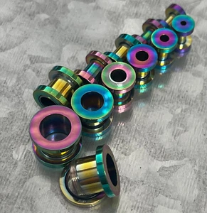 12 Stck. Regenbogen Stahl Schraub Tunnel Großhandel Posten Stecker Messgeräte Körperschmuck - Bild 1 von 2