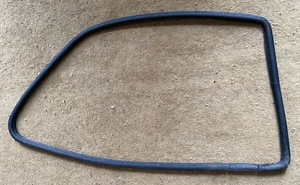 Window Seal. Left Rear. Saab Classic 900 coupe (2-door) - Picture 1 of 5