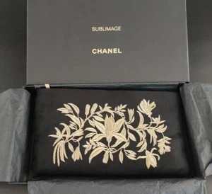 Chanel Sublimage COSMETIC MAKEUP BAG clutch pouch velvet BLACK - Picture 1 of 4