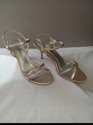 Lasonia Neve 3 Inch Dress Heels ,color PL Champagne Wet 7.5 Silver Tone - Image 1 of 4