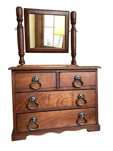 VINTAGE HANDGEFERTIGTE HOLZ SCHMUCKKÄSTCHEN 4 SCHUBLADEN PUPPENKOMMODE KOMMODE SEKRETÄR MIT SPIEGEL - Bild 1 von 24
