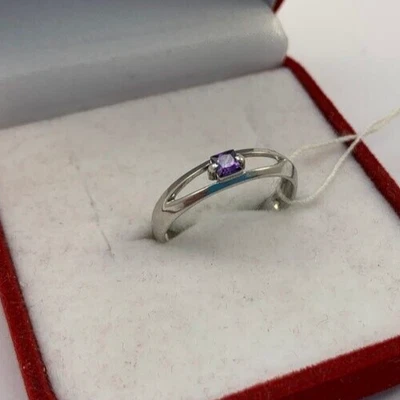 Bellissimo anello vintage argento sterling 925 pietra viola gioielli donna... - Immagine 1 di 4