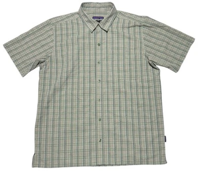 Patagonia Mens Sz M Puckerware Seersucker Short Sleeve Button Shirt Green Plaid - Image 1 of 4