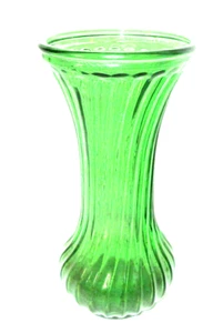 Jarrón vintage de vidrio verde Hoosier acanalado vertical 7-1/2" - Imagen 1 de 7