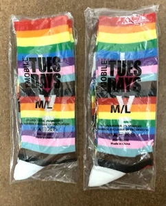 T-Mobile Tuesday LOVE Pride Socken LGBTQIA Rainbow Striped Socken Gr. M/L - Bild 1 von 3