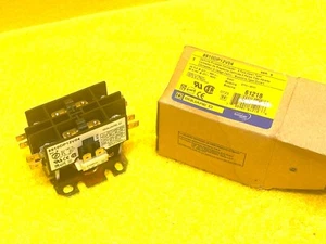 CONTACTOR CUADRADO D 8910DP12V04 2 POLOS 20 AMP 600 V PROPÓSITO DEFINIDO BOBINA 277 V - Imagen 1 de 7