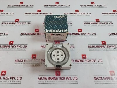 Clipsal 56SO550LE Three Phase Socket Outlet 56 Series 50A 500VAC 50hz (Grey) - Image 1 of 4