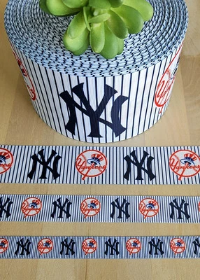 5/8, 7/8, 1.5 & 3" (1 YD) New York Yankees Grosgrain Ribbon Baseball NY - Image 1 of 2