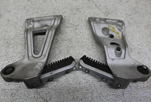1991 SUZUKI GSXR750 REAR BACK PASSENGER PEG SET PAIR - Bild 1 von 12