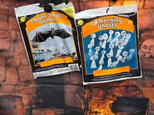 VINTAGE NEU 1997 18 HÄNGENDE GEISTER UND 1995 RIESIGE SCHWIMMENDE FLEDERMAUS HALLOWEEN HOF - Bild 1 von 16
