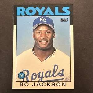 1986 Topps Traded Set-Break # 50T Bo Jackson RC NM-MT OR BETTER Centered - Picture 1 of 2