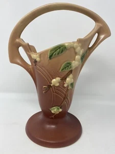 Roseville Pottery Snowberry Basket IBK-10 Dusty Rose 10" - Picture 1 of 12