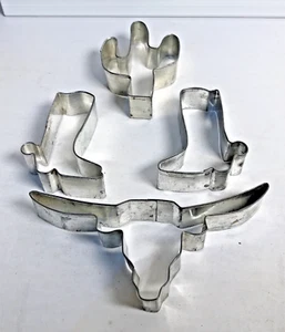 Juego De Colección 4 Cortadores de Galletas de Metal Tema Occidental Botas de Vaquero Cuerno Largo y Cactus - Imagen 1 de 9