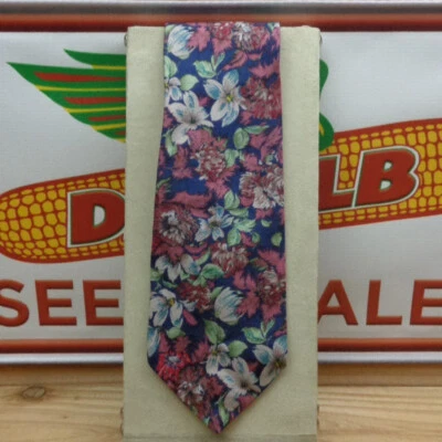 Scott Foster "Corbata" Foto 1 de 2