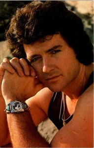Patrick Duffy TV Star Postcard - Picture 1 of 2