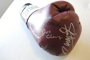 Ali Everlast glove signed by Manny Pacquiao, Freddie Roach and cut man Joe... - Picture 1 of 3