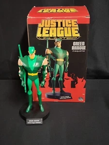 Justice League Unlimited Green Arrow Maquette DC Direct 213/1100 - Picture 1 of 4