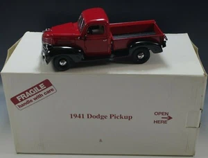 DANBURY MINT 1941 DODGE PICKUP TRUCK 1:24 SCALE DIE CAST MIB - Picture 1 of 11