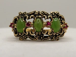 UNIQUE 10K YELLOW GOLD RING w 3 NEPHRITE JADE CABACHONS & 4 RUBIES - SIZE 6* - Picture 1 of 14