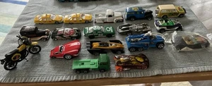 Konvolut verschiedene (17), Streichholzschachteln wie Guss Sammlung Mini Autos, Trucks, Sport - Bild 1 von 6