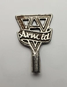 Vintage ARNOLD Key for Tinplate / Clockwork Trains / Toys - Wind Up Key - Picture 1 of 3