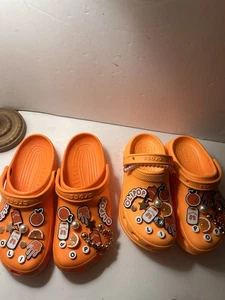 (2) Olipop x Crocs orangefarbene Damen-Basen Größe 6 & 12, limitierte Auflage - Bild 1 von 12