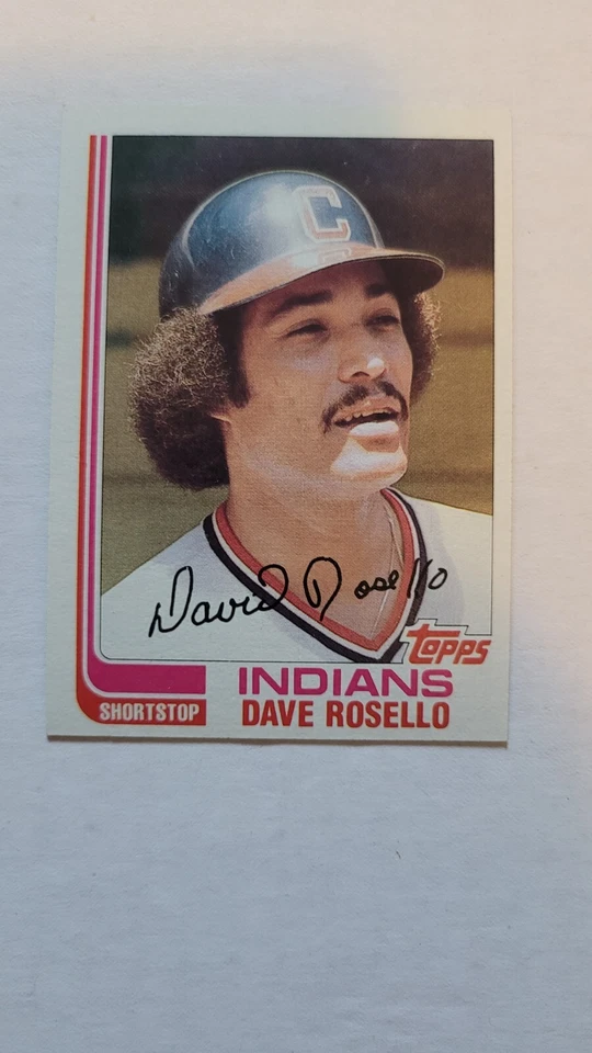 1982 TOPPS DAVE ROSELLO #724 NM - Image 1 of 1
