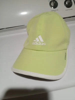 Gorra ajustable Adidas verde/amarilla Aero Ready Foto 1 de 4
