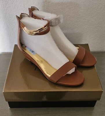 Sandalias de cuña informales Thalia Sodi para mujer punta abierta Leynap coñac talla 9 Foto 1 de 4