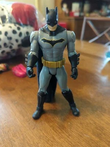 Figura de acción DC Comics Batman Missions 2018 Mattel 6"" - Imagen 1 de 5