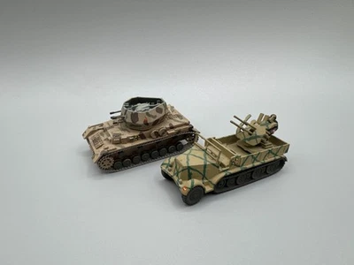 1:72 WWII German 2x Sd.Kfz. 8 Flakvierling & Flakpanzer IV - gebaut bemalt - Bild 1 von 4