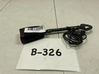 2012 2015 VOLKSWAGEN PASSAT SE FRONT LEFT SEAT BELT BUCKLE OEM+ - Image 1 of 4