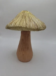 Mushroom Decor - Picture 1 of 4