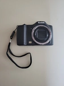 Kodak PIXPRO FZ152 fotocamera digitale (nero) zoom ottico 15x 16 MP - Foto 1 di 3