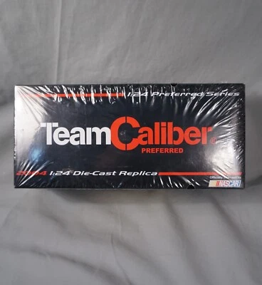 NASCAR 2004 Team Caliber Pre #6 Mark Martin 1:24 Ford Taurus Batman Justice Leag - Image 1 of 3