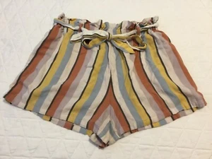 Hollister Damen Ultra High-Rise gestreifte Shorts Gr. S - Boho, Sommer, Freizeit - Bild 1 von 4