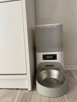 Futterautomat Katze, Sprachaufnahme, Portioneinstellung, Zeiteinstellung - Bild 1 von 2