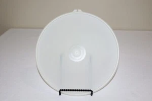 Vintage Tupperware Seal 9.25" Replacement LID #2197B-1 Sheer Clear with Tab - Picture 1 of 4