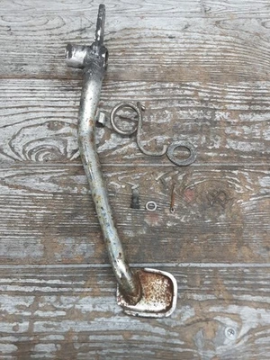 1981 81 80-83 Honda Goldwing GL1100 Rear Back Foot Brake Pedal Lever Hardware - Image 1 of 4