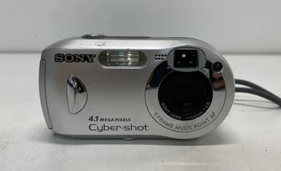 Sony Cyber-shot DSC-P41 4.1MP Compact Digital Camera - Image 1 of 4