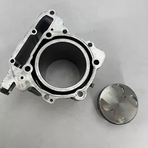 Aprilia RSV1000R 2007 Rotax V Doppelzylinder mit Kolben Pt.no AP0613418 #A9 - Bild 1 von 22