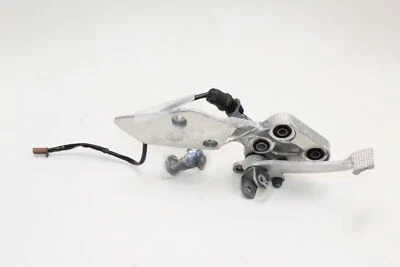 Pedal de freno trasero derecho Yamaha Fz1 Fazer 2004 01-05 5lv-27211-00-00 OEM Foto 1 de 4