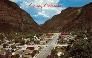 Postal vintage cromada Petley de OURAY, COLORADO vista de pájaro c1960 - Imagen 1 de 2