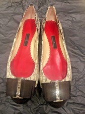 carolina herrera flat sandals