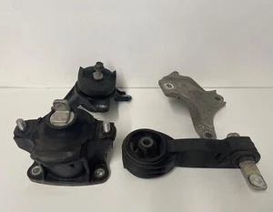 05 HONDA ACCORD #6 Rear Engine Mount 50810SDAE11 - Picture 1 of 3
